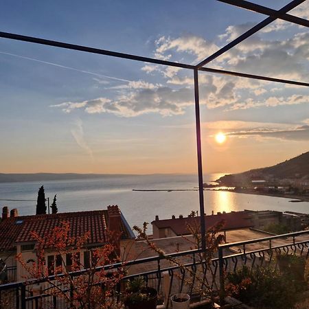 Apartman Nora Omiš Exterior foto